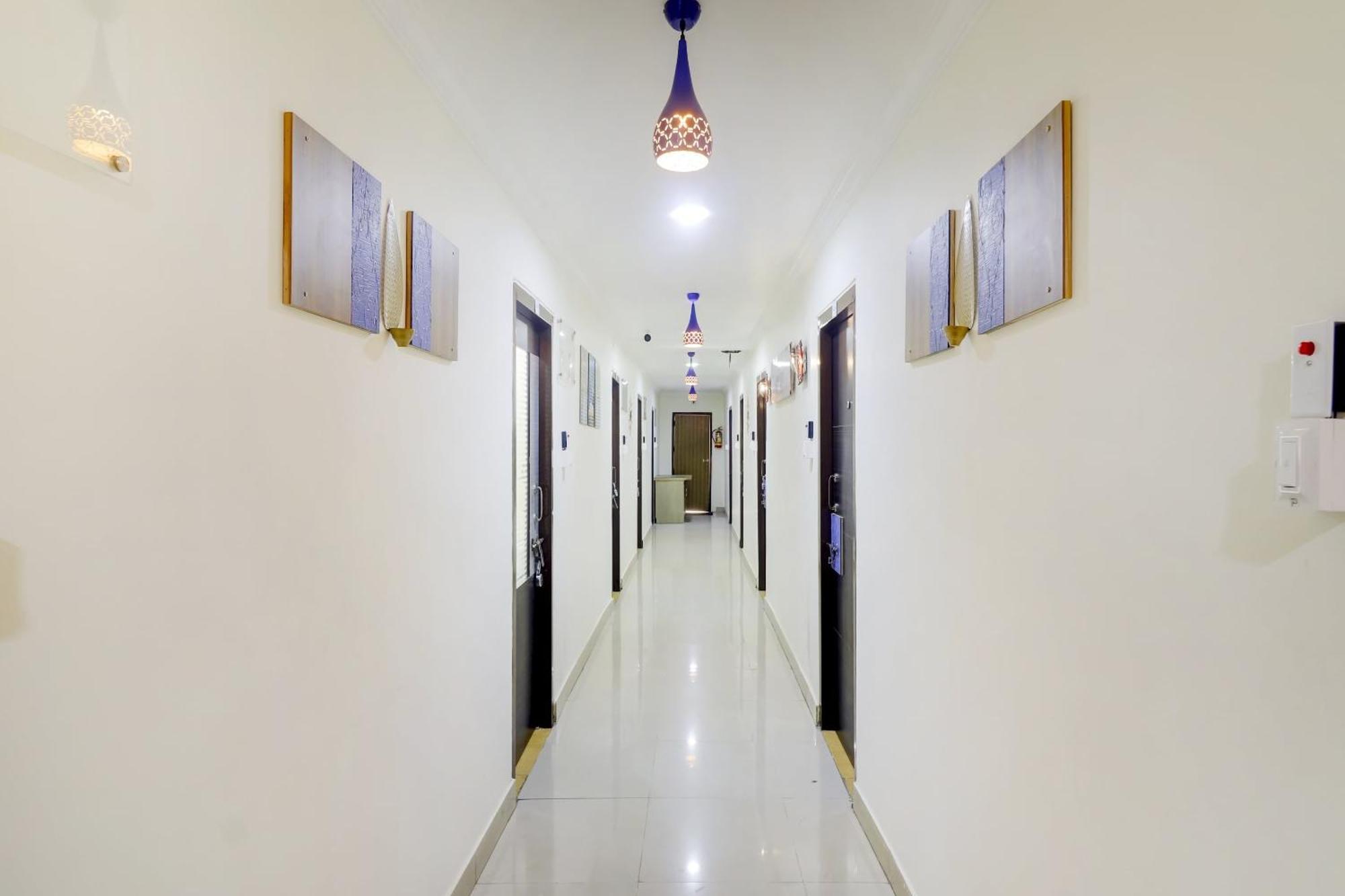 Super Hotel O Relax Grand Near Snow World Hyderabad Exteriör bild