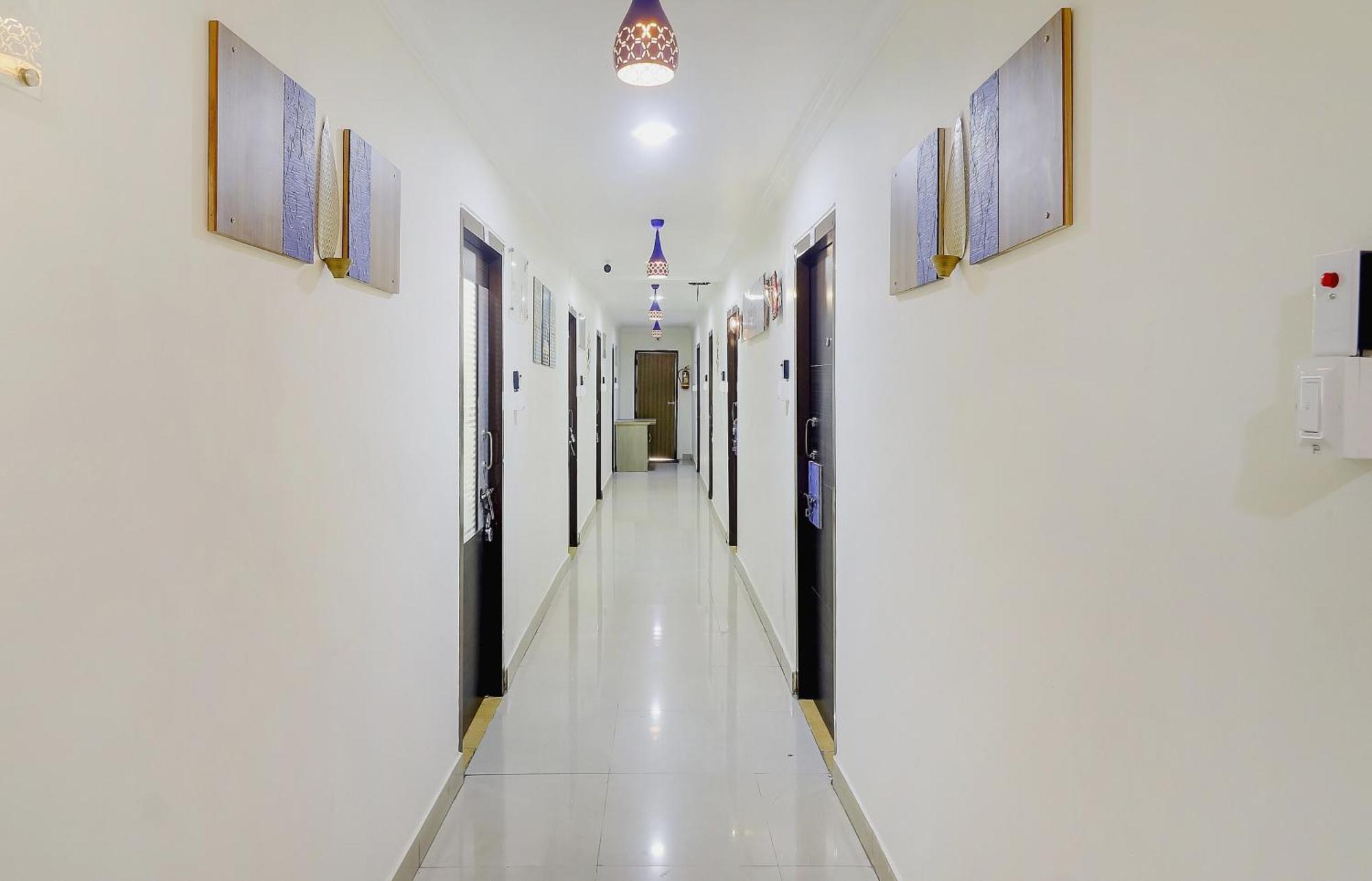 Super Hotel O Relax Grand Near Snow World Hyderabad Exteriör bild